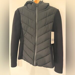 Zara Women's Stylish Black Puffer Jacket BNWT